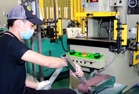 about_factory_img02
